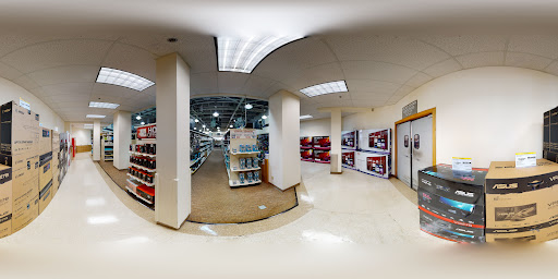 Computer Store «Micro Center», reviews and photos, 730 Memorial Dr, Cambridge, MA 02139, USA