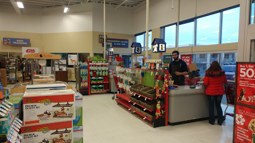 Pet Supply Store «Petco Animal Supplies», reviews and photos, 516 Valley Mall Pkwy, East Wenatchee, WA 98802, USA
