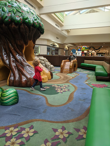 Shopping Mall «Bayfair Center», reviews and photos, 15555 E 14th St, San Leandro, CA 94578, USA