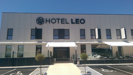 Hotel Leo Restaurante Paseo de Extremadura, 2, 06260 Monesterio, Badajoz, España