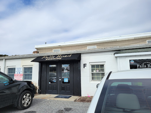 Sporting Goods Store «Falls Road Running Store», reviews and photos, 6247 Falls Rd, Baltimore, MD 21209, USA