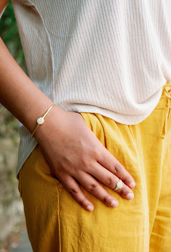 Jewelry Store «Henne Jewelers», reviews and photos, 5501 Walnut St, Pittsburgh, PA 15232, USA