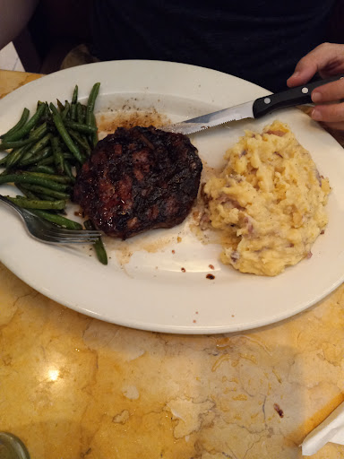 Restaurant «The Cheesecake Factory», reviews and photos, 781 Brandon Town Center Dr, Brandon, FL 33511, USA