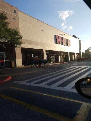 Grocery Store «H-E-B Grocery», reviews and photos, 10710 Research Blvd #200, Austin, TX 78759, USA