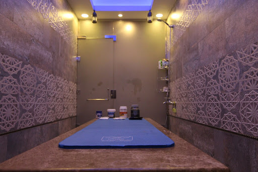 مركز أنامل الراحة للمساج والحمام المغربي فرع النوارية2