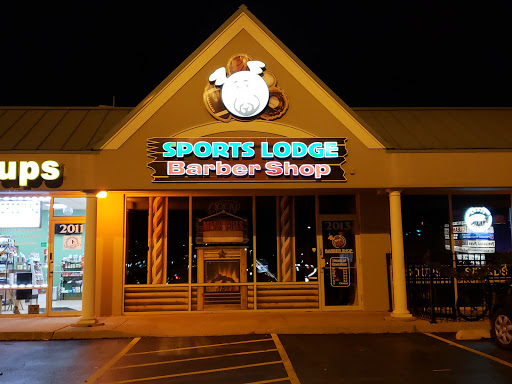 Barber Shop «Sports Lodge Barber Shop», reviews and photos, 2013 Essington Rd, Joliet, IL 60435, USA