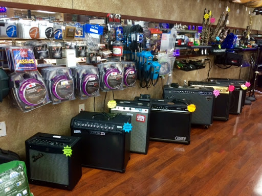 Pawn Shop «Pine Ridge Pawn & Jewelry», reviews and photos, 2033 Pine Ridge Rd #4, Naples, FL 34109, USA