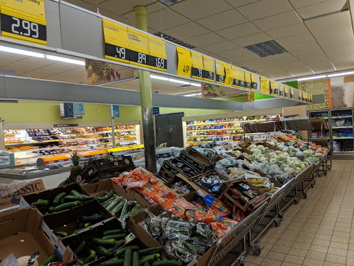 Supermarket «ALDI», reviews and photos, 4222 W Gate City Blvd, Greensboro, NC 27407, USA