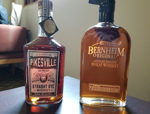 Beer Store «Family Beer & Liquor Store», reviews and photos, 20200 US Rte 20 Frontage Rd, East Dubuque, IL 61025, USA