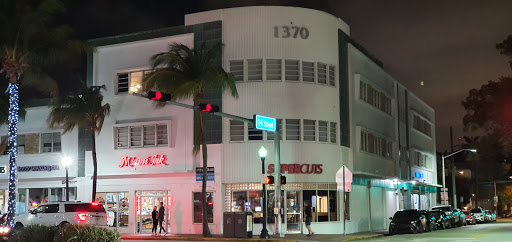 Tattoo Shop «Love Hate Tattoo Studio», reviews and photos, 1360 Washington Ave, Miami Beach, FL 33139, USA