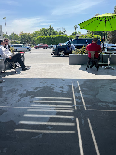 Car Wash «Fashion Square Car Wash», reviews and photos, 4625 Woodman Ave, Sherman Oaks, CA 91423, USA