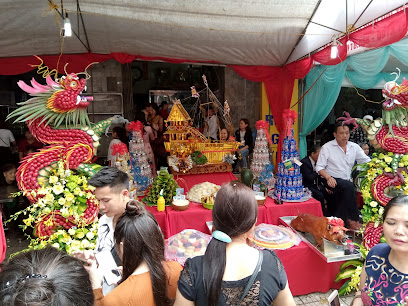 Chợ Giếng Vuông