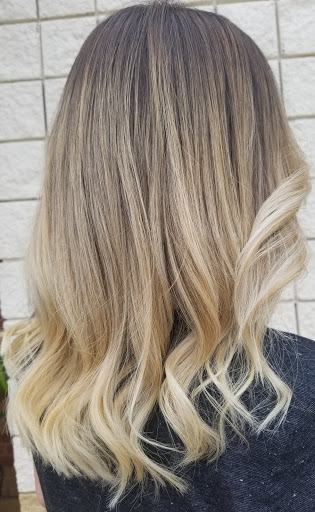 Hair Salon «Mercedes Dominican Hair Salon», reviews and photos, 2800 Canton Rd # 580, Marietta, GA 30066, USA