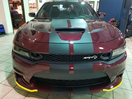 Car Dealer «LaFontaine Chrysler Dodge Jeep Ram of Fenton», reviews and photos, 15123 North Rd, Fenton, MI 48430, USA