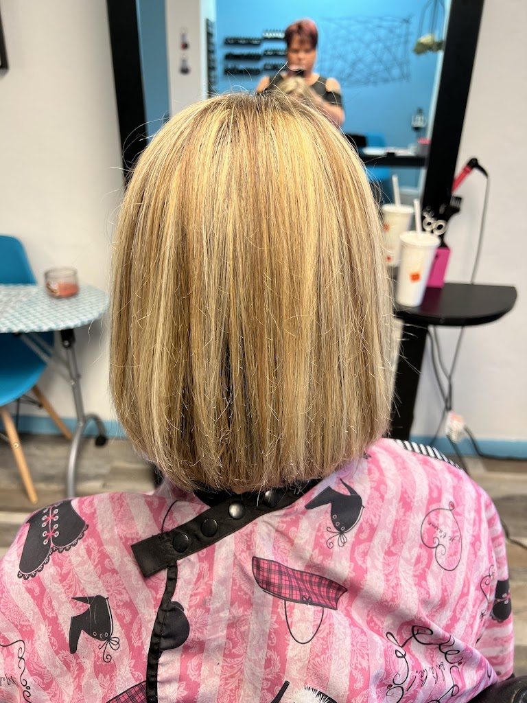 Shellystyle OHANA Hair and Nail Salon 98837