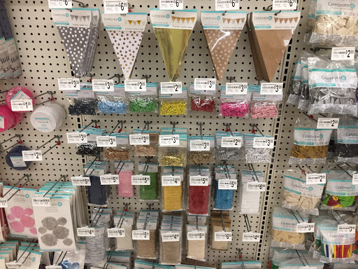 Craft Store «Michaels», reviews and photos, 12140 Blue Valley Pkwy, Overland Park, KS 66213, USA