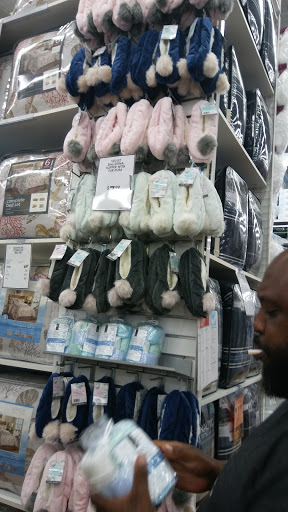 Shopping Mall «Cordova Mall», reviews and photos, 5100 N 9th Ave, Pensacola, FL 32504, USA