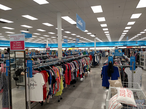 Clothing Store «Ross Dress for Less», reviews and photos, 1275 W Pearce Blvd, Wentzville, MO 63385, USA