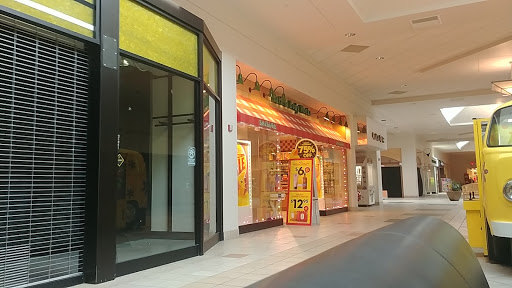 Shopping Mall «Forest Mall», reviews and photos, 835 W Johnson St, Fond du Lac, WI 54935, USA