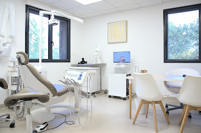 Dr Christophe MAYODE - Chirurgien-dentiste à Seilh