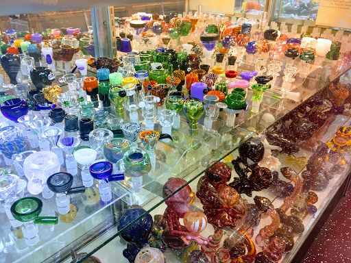 Tobacco Shop «Godzilla Smoke Shop», reviews and photos, 40900 Fremont Blvd, Fremont, CA 94538, USA