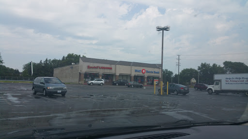 Liquor Store «Randall Plaza Liquors», reviews and photos, 1040 N Farnsworth Ave, Aurora, IL 60505, USA
