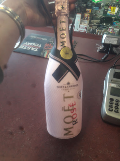 Liquor Store «Prince Liquor Store», reviews and photos, 329 Washington Ave S, Kent, WA 98032, USA