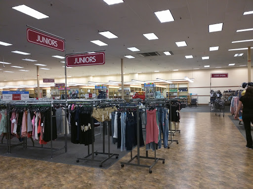 Clothing Store «Burlington Coat Factory», reviews and photos, 4293 Winston Ave #2, Covington, KY 41015, USA