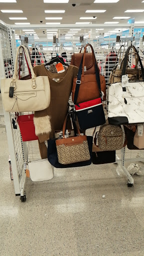 Clothing Store «Ross Dress for Less», reviews and photos, 8540 Fourwinds Dr, Windcrest, TX 78239, USA