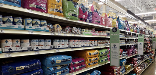 Pet Supply Store «PetSmart», reviews and photos, 4429 Pecanland Mall Dr, Monroe, LA 71203, USA