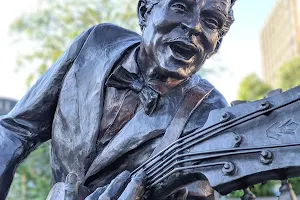 Chuck Berry Statue image