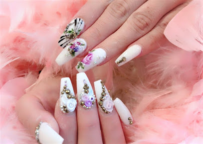 Elegant Nails