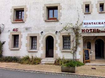 Hôtel Restaurant Les Trois Châteaux
