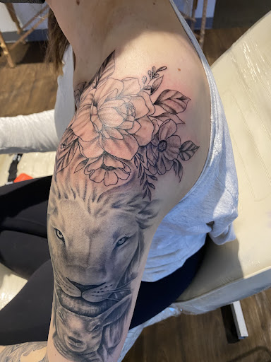 Explore small symbolic tattoo ideas, creative tattoo ideas in Vancouver, available at Headstrong Tattoo Studio & Piercing