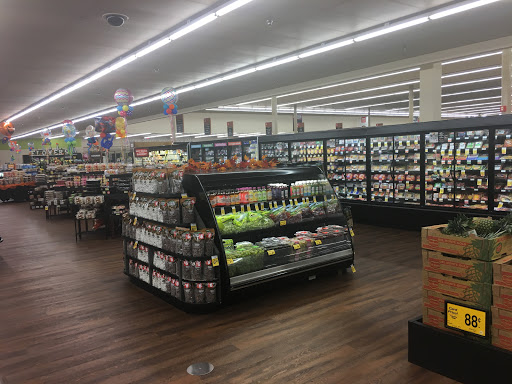 Grocery Store «Tom Thumb», reviews and photos, 4112 N Josey Ln, Carrollton, TX 75007, USA