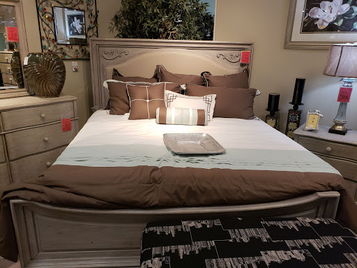 Furniture Store «Metropolitan Furniture», reviews and photos, 7400 North Fwy, Houston, TX 77076, USA