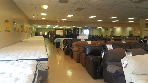 Furniture Store «American Freight Furniture and Mattress», reviews and photos, 2210 Commerce Point Dr, Lakeland, FL 33801, USA