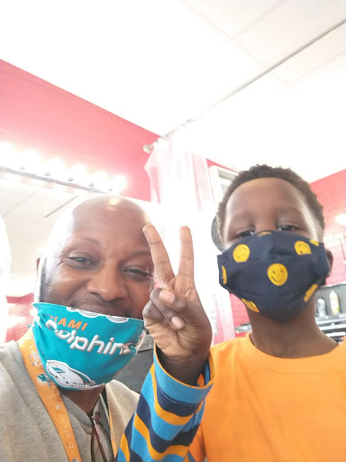 Barber Shop «G Q Barbershop», reviews and photos, 4503 Locust Ln, Harrisburg, PA 17109, USA