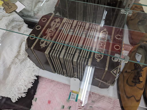 Thrift Store «Savers», reviews and photos