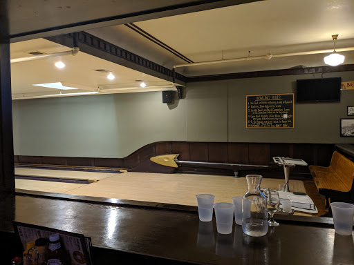 Bowling Alley «Southport Lanes & Billiards», reviews and photos, 3325 N Southport Ave, Chicago, IL 60657, USA