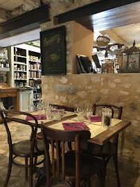 Atmosphère du Restaurant l' Antre des Flaveurs - La Table du Producteur à Saint-Cirq-Lapopie - n°2