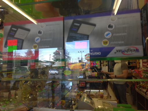 Grocery Store «Sunny 82nd Market», reviews and photos, 944 NE 82nd Ave, Portland, OR 97220, USA