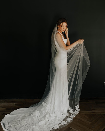 Bridal Shop «a&bé bridal shop minneapolis», reviews and photos, 1607 Hennepin Ave, Minneapolis, MN 55403, USA