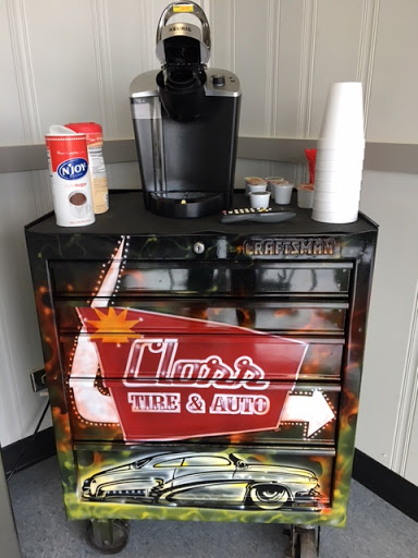 Auto Repair Shop «Closs Tire & Auto», reviews and photos, 1340 N Lewis Ave, Waukegan, IL 60085, USA