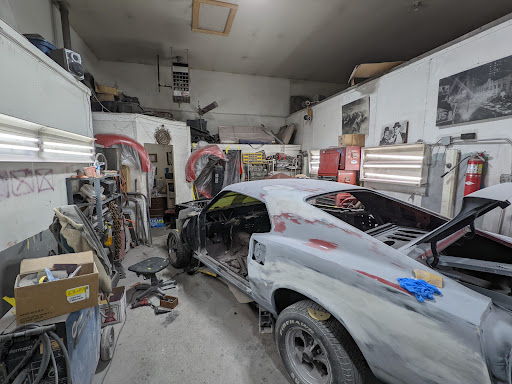 Auto Repair Shop «Mendoza Auto Body Repair», reviews and photos, 7307 McCullom Lake Rd, Wonder Lake, IL 60097, USA
