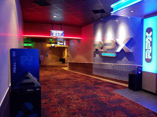 Movie Theater «Regal Cinemas Issaquah Highlands 12 IMAX & RPX», reviews and photos, 940 NE Park Dr, Issaquah, WA 98029, USA