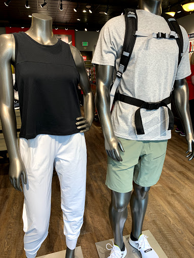 Shoe Store «New Balance Bellevue», reviews and photos, 823 Bellevue Way NE #100, Bellevue, WA 98004, USA