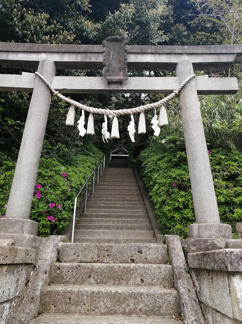 刀八神社