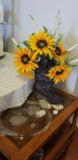 Tea House «Sisters Tea House & Gift Shop», reviews and photos, 505 Main St, Fenton, MO 63026, USA