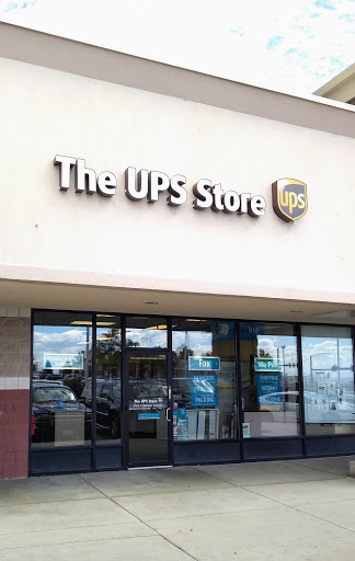 Shipping and Mailing Service «The UPS Store», reviews and photos, 871 Thornton Pkwy, Thornton, CO 80229, USA